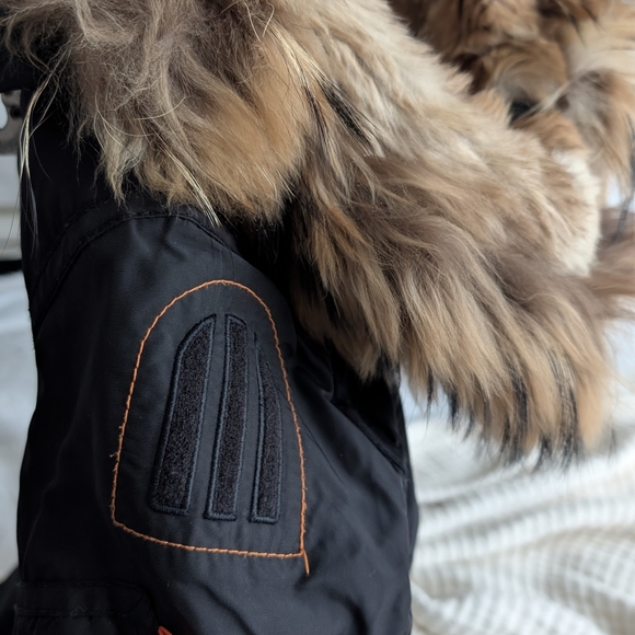 Parajumpers Beige Quilted Jacket with Fur Trim With Original Hanger - Picture 4 of 9